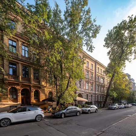 Lägenhet Alunana Premium & Fireplace In Art Nouveau District, 63 Sqm, 1870s, Self Check-in